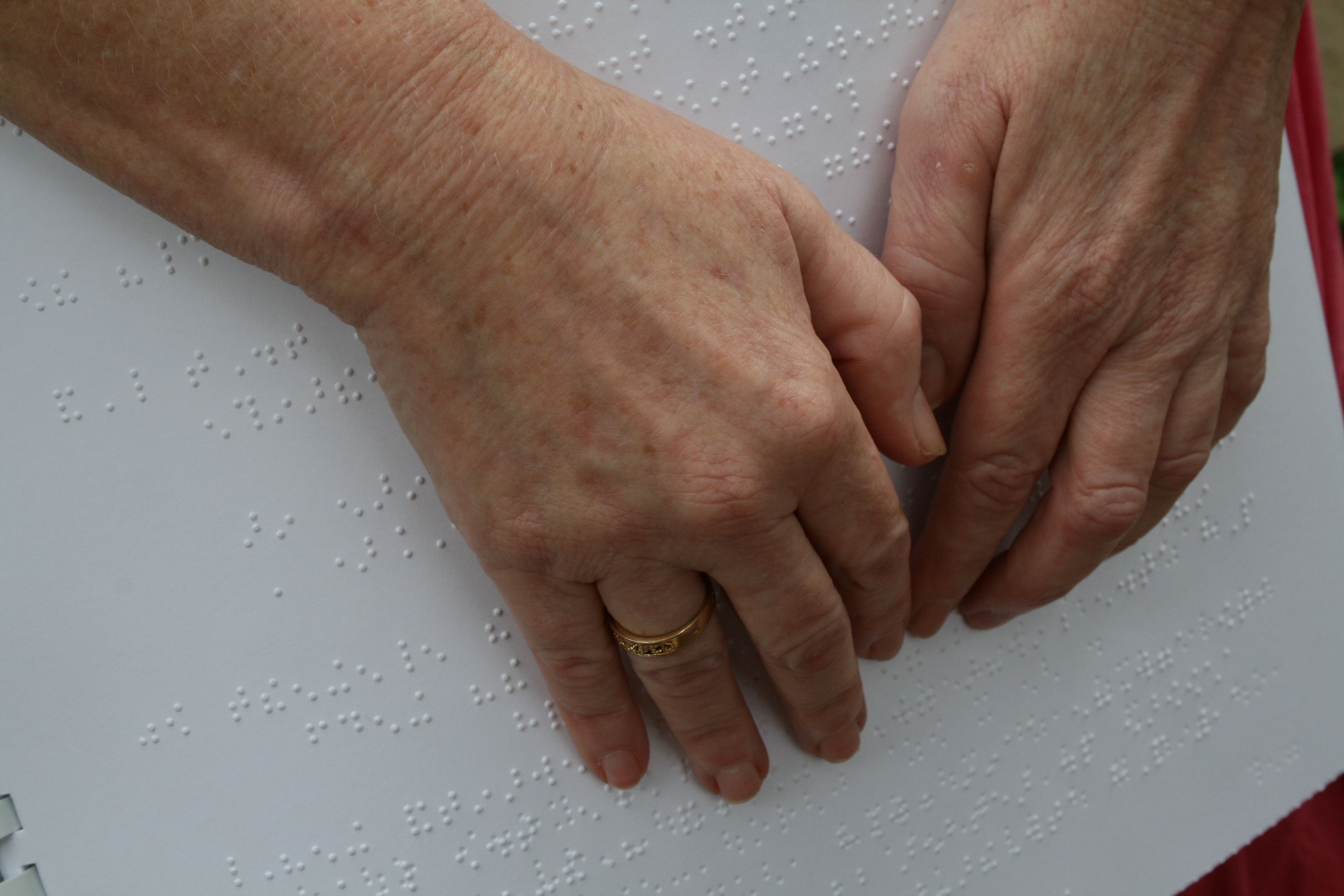 Braille training Vision Australia. Blindness and low vision services