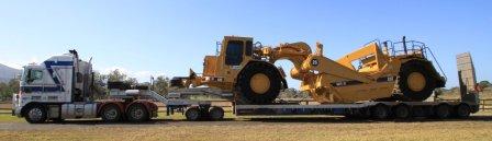 Heavy earth moving equipment picture of heavy earth moving equipment